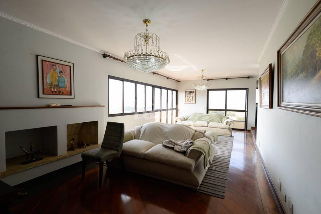 SALA DOIS AMBIENTES de Apartamento à venda, Padrão com 206 m², 4 quartos e 3 vagas em Santana - São Paulo