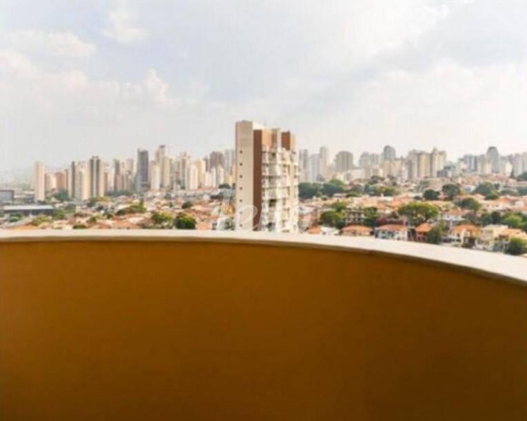 VISTA de Apartamento à venda, Padrão com 135 m², 4 quartos e 2 vagas em Jardim da Glória - São Paulo