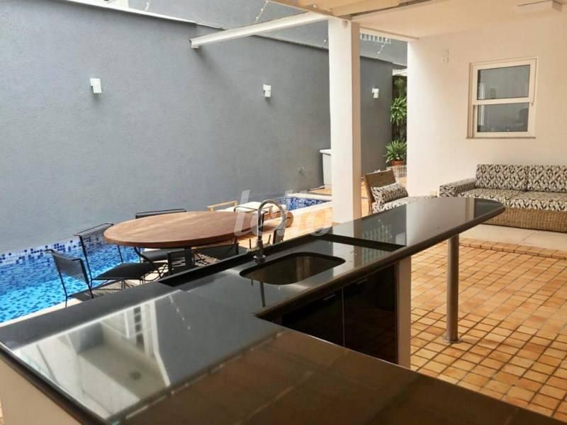 ESPAÇO GOURMET de Casa à venda, sobrado com 440 m², 4 quartos e 3 vagas em Vila Clementino - São Paulo