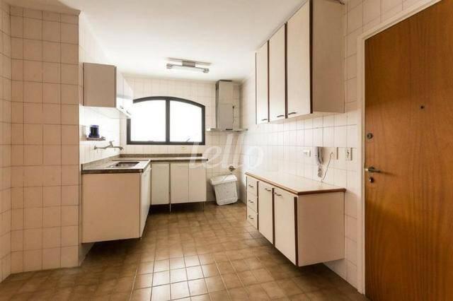 COZINHA de Apartamento à venda, Padrão com 181 m², 4 quartos e 2 vagas em Indianópolis - São Paulo