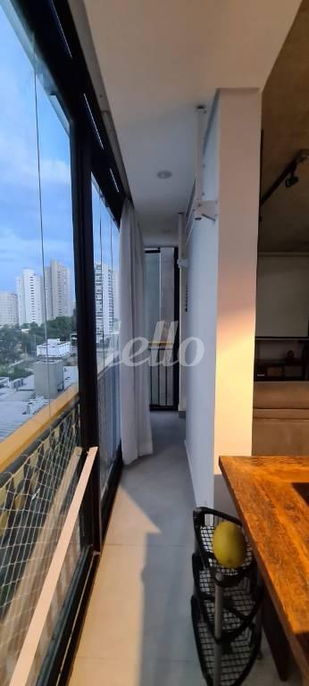 SACADA de Apartamento à venda, cobertura - Padrão com 60 m², 1 quarto e 1 vaga em Santo Amaro - São Paulo