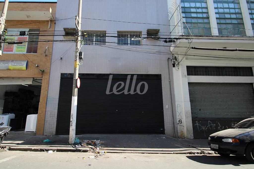 FACHADA de Prédio Comercial para alugar, Monousuário com 760 m², e em Santa Efigenia - São Paulo