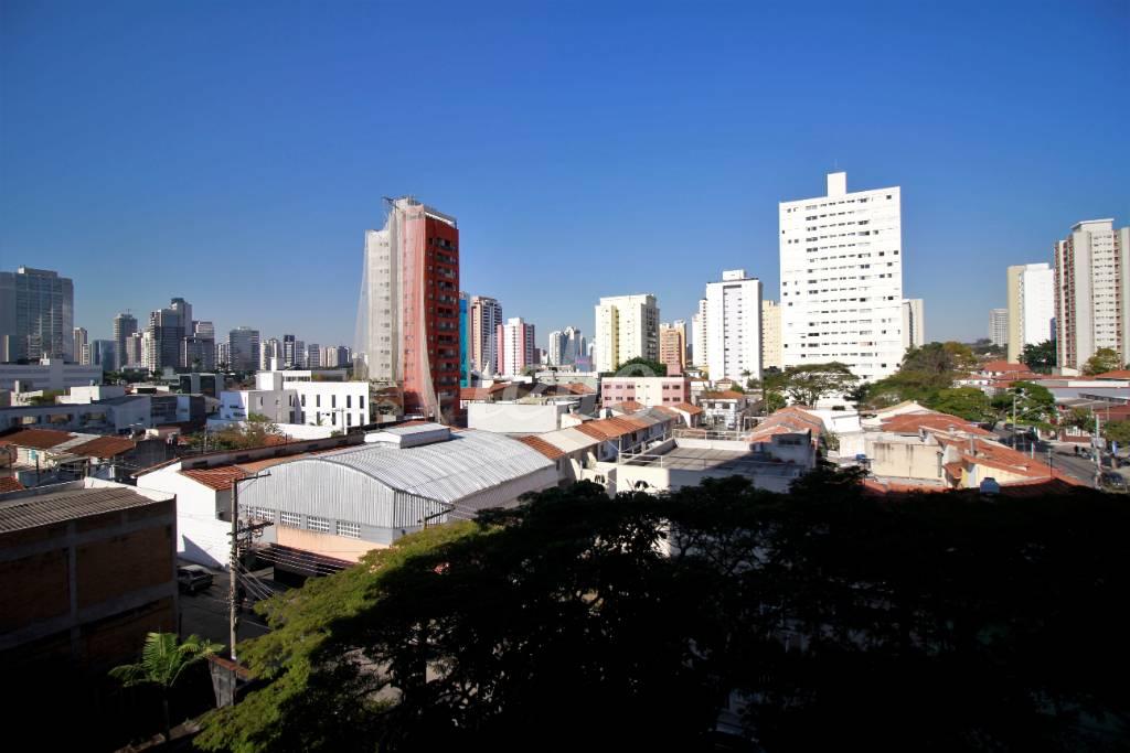 VISTA DA SALA de Sala / Conjunto à venda, Padrão com 94 m², e 2 vagas em Chácara Santo Antônio - São Paulo