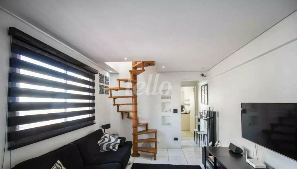 SALA de Apartamento à venda, cobertura - Padrão com 94 m², 2 quartos e 2 vagas em Vila Pompeia - São Paulo