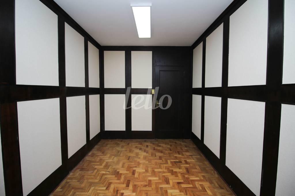 SALA 2 de Sala / Conjunto para alugar, Padrão com 90 m², e 1 vaga em Jardim Paulista - São Paulo