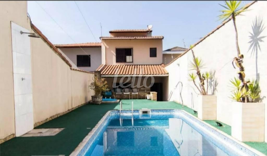 PISCINA de Casa à venda, sobrado com 241 m², 3 quartos e 4 vagas em Vila Curuca - Santo André