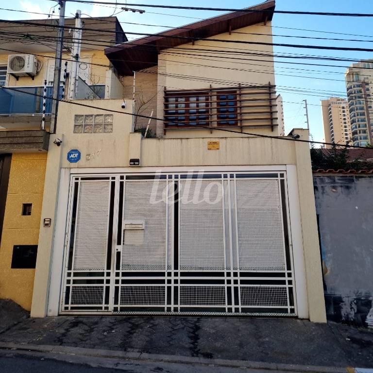 FACHADA de Casa à venda, sobrado com 100 m², 3 quartos e 2 vagas em Jardim São Paulo - São Paulo