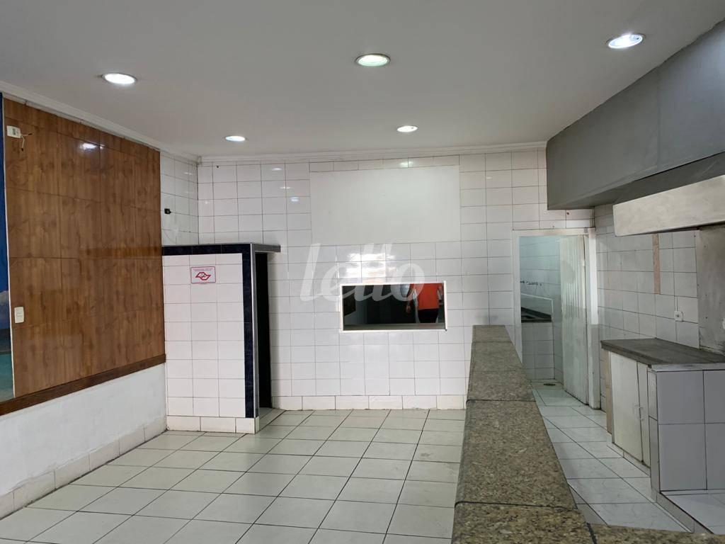 SALÃO de Salão para alugar, Padrão com 250 m², e em Vila Mariana - São Paulo