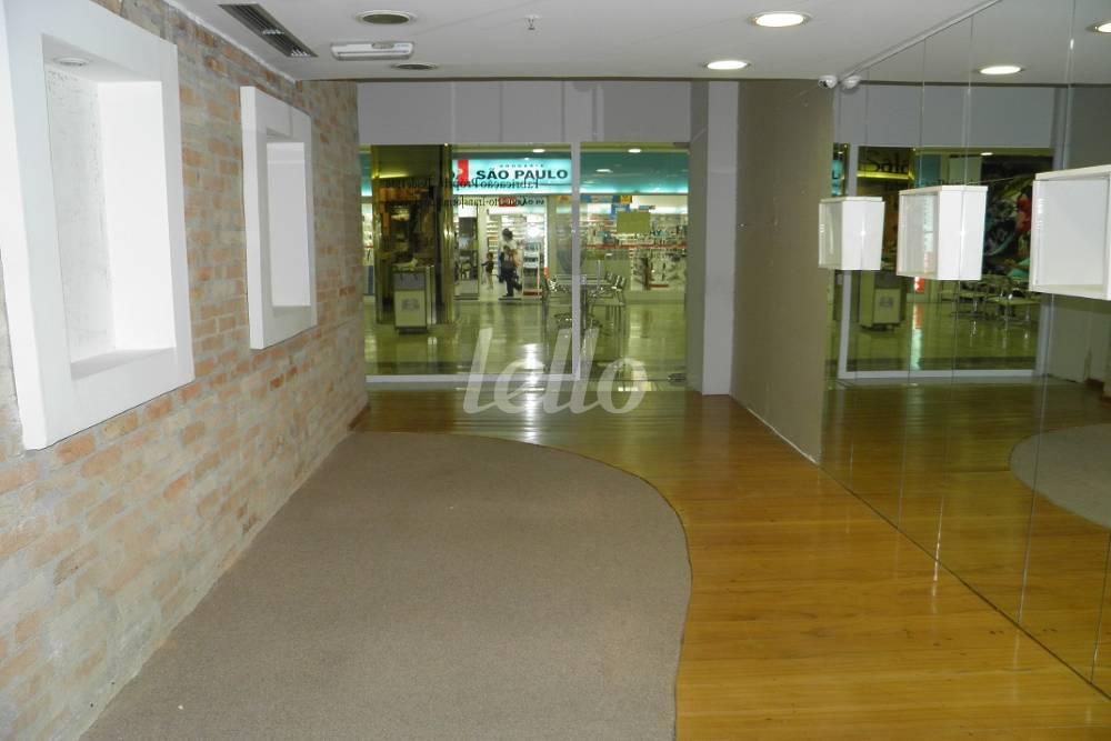 LOJA de Loja Shopping à venda, Padrão com 43 m², e em Indianópolis - São Paulo