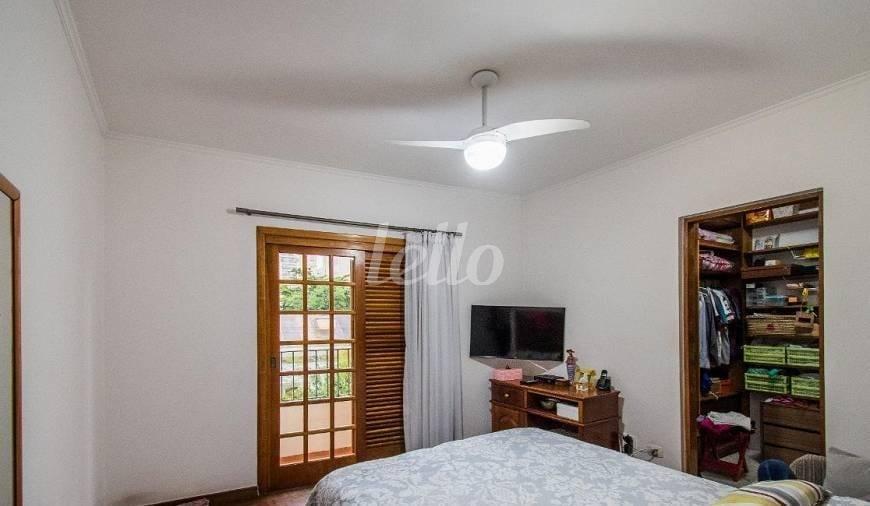 SUÍTE de Casa à venda, sobrado com 200 m², 3 quartos e 3 vagas em Vila Mariana - São Paulo