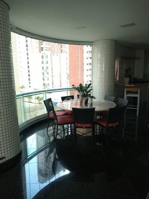 VARANDA GOURMET de Apartamento à venda, Padrão com 329 m², 3 quartos e 7 vagas em Vila Gomes Cardim - São Paulo