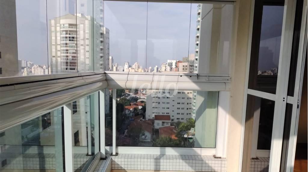 TERRAÇO de Apartamento à venda, Padrão com 107 m², 3 quartos e 3 vagas em Vila Mariana - São Paulo