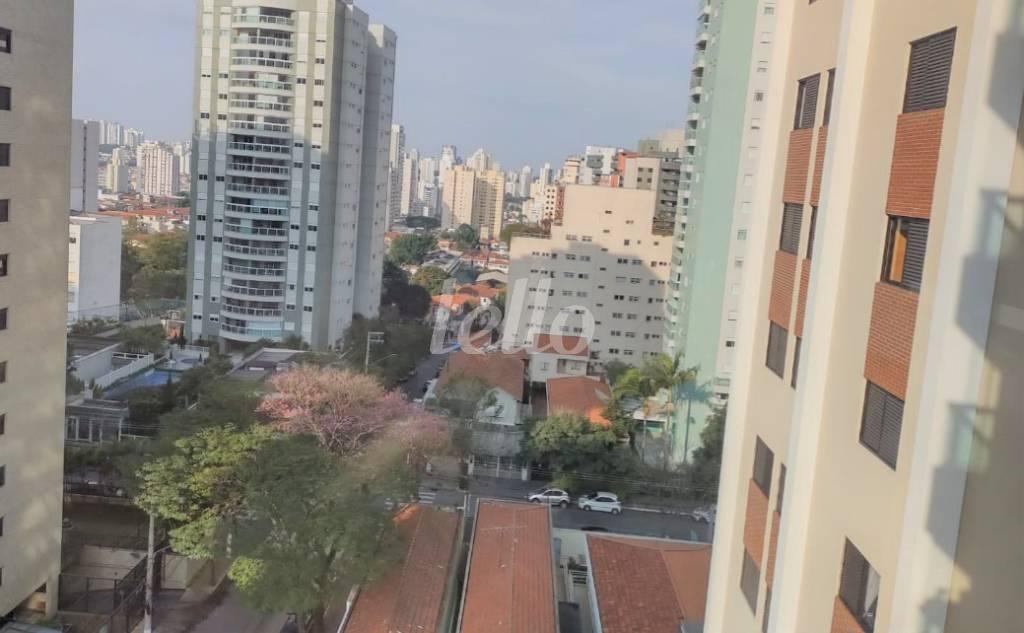 VISTA de Apartamento à venda, Padrão com 107 m², 3 quartos e 3 vagas em Vila Mariana - São Paulo
