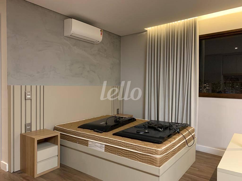 QUARTO de Apartamento à venda, Padrão com 49 m², 1 quarto e 2 vagas em Vila Olímpia - São Paulo