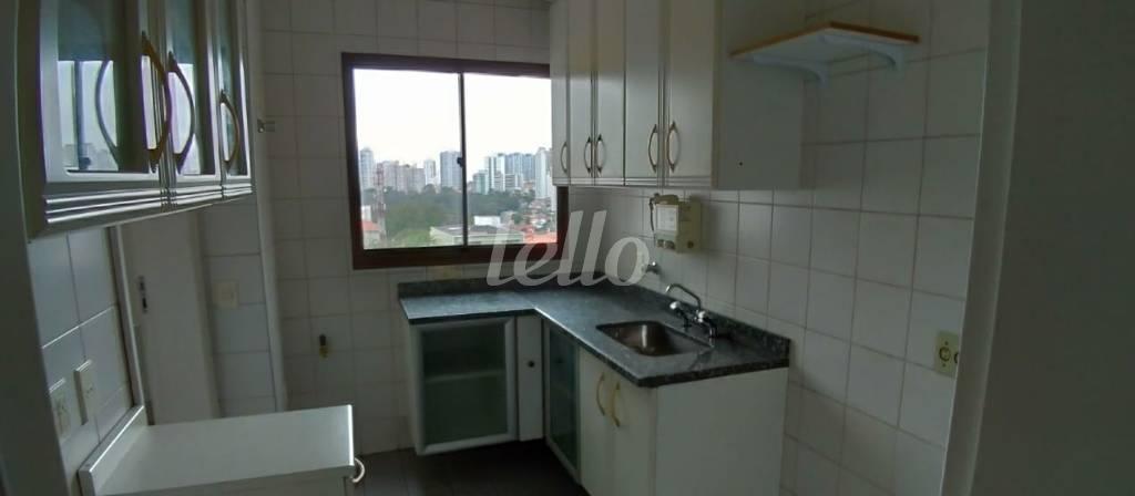 COZINHA de Apartamento à venda, Padrão com 81 m², 3 quartos e 2 vagas em Vila Mariana - São Paulo