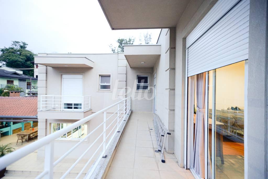 VARANDA MASTER de Casa à venda, sobrado com 500 m², 3 quartos e 6 vagas em Tremembé - São Paulo