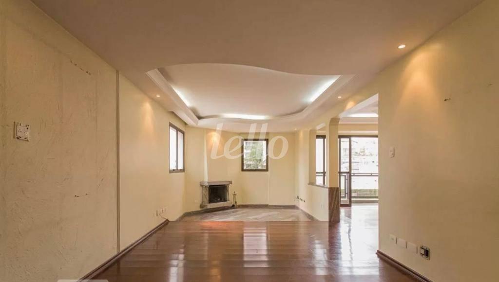 SALA de Apartamento à venda, Padrão com 204 m², 3 quartos e 3 vagas em Mooca - São Paulo