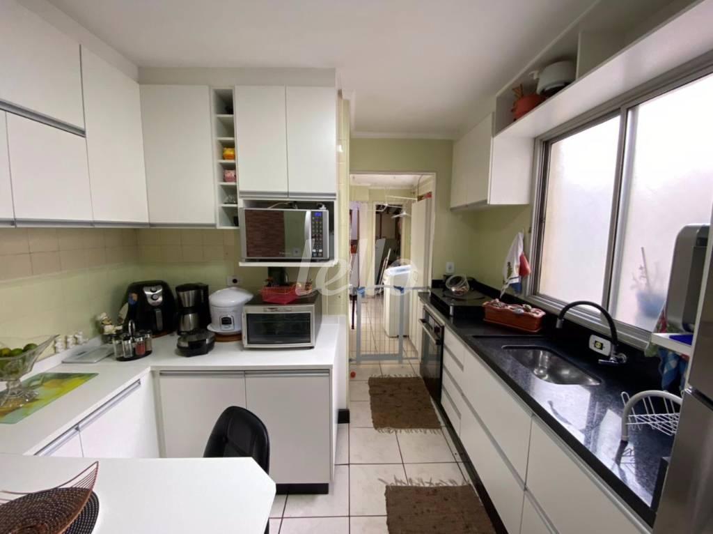 COZINHA de Apartamento à venda, Padrão com 70 m², 2 quartos e 1 vaga em Bela Vista - São Paulo
