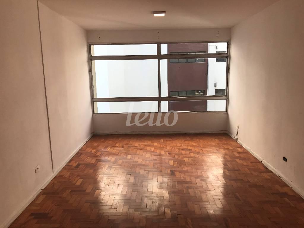 SALA de Apartamento para alugar, Padrão com 108 m², 3 quartos e 1 vaga em Perdizes - São Paulo