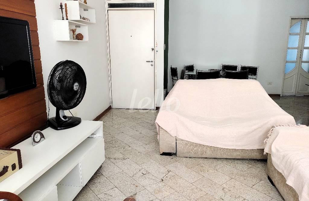 SALA de Apartamento à venda, Padrão com 112 m², 3 quartos e 1 vaga em Perdizes - São Paulo