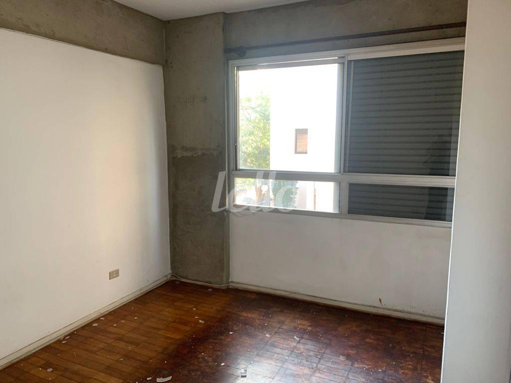 SUITE de Apartamento à venda, Padrão com 127 m², 3 quartos e 1 vaga em Moema - São Paulo