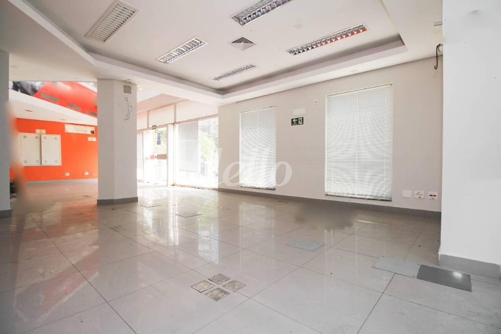 SALÃO RECEPÇÃO de Prédio Comercial para alugar, Monousuário com 987 m², e 19 vagas em Centro - São Bernardo do Campo