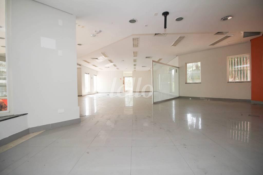 PISO SUPERIOR de Prédio Comercial para alugar, Monousuário com 987 m², e 19 vagas em Centro - São Bernardo do Campo