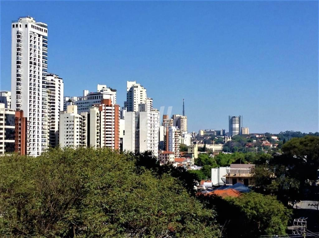 VISTA de Apartamento à venda, Padrão com 120 m², 3 quartos e 2 vagas em Pacaembu - São Paulo