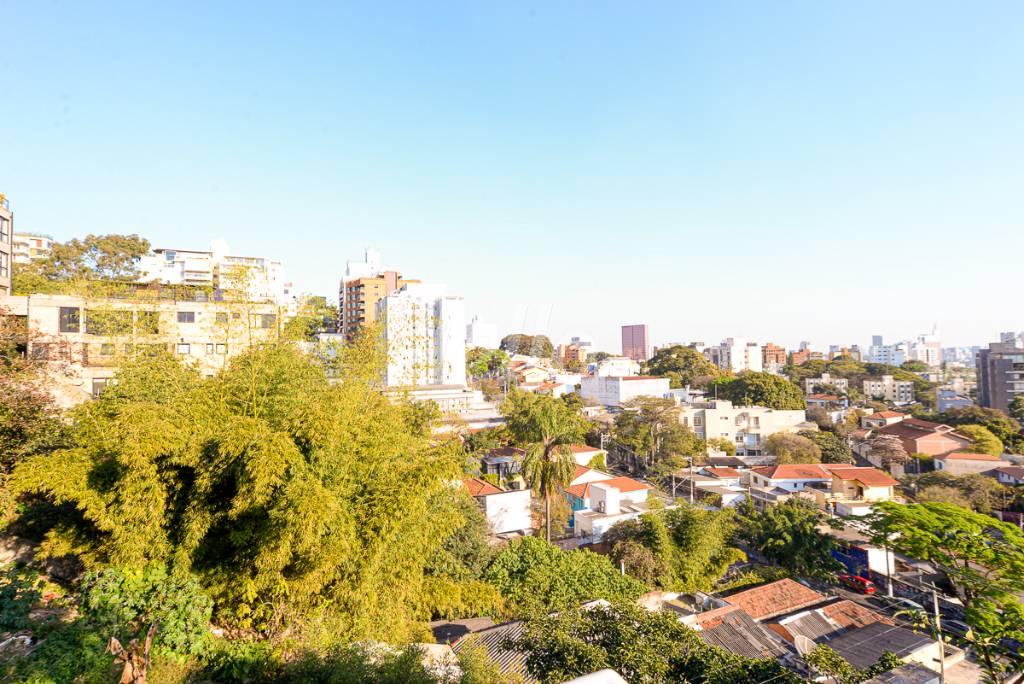 VISTA VARANDA SALA DE ESTAR de Casa à venda, em condomínio - sobrado com 285 m², 2 quartos e 2 vagas em Vila Madalena - São Paulo