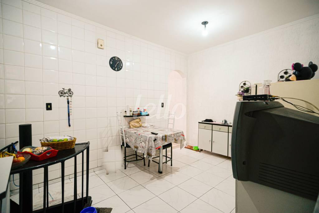 COZINHA de Casa à venda, sobrado com 206 m², 4 quartos e 2 vagas em Santana - São Paulo