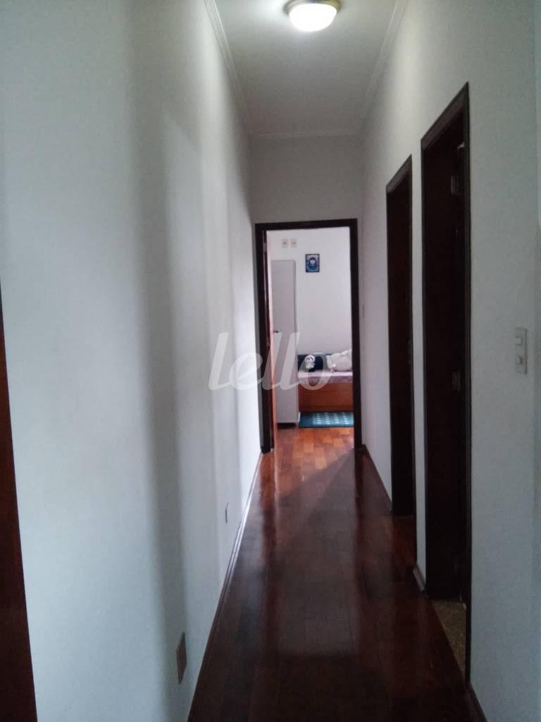 CORREDOR de Casa à venda, sobrado com 240 m², 3 quartos e 5 vagas em Vila Formosa - São Paulo