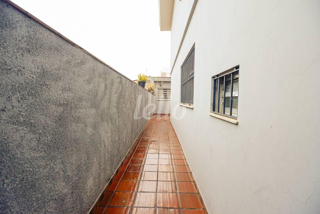 CORREDOR de Casa à venda, sobrado com 110 m², 3 quartos e 2 vagas em Vila Mariana - São Paulo