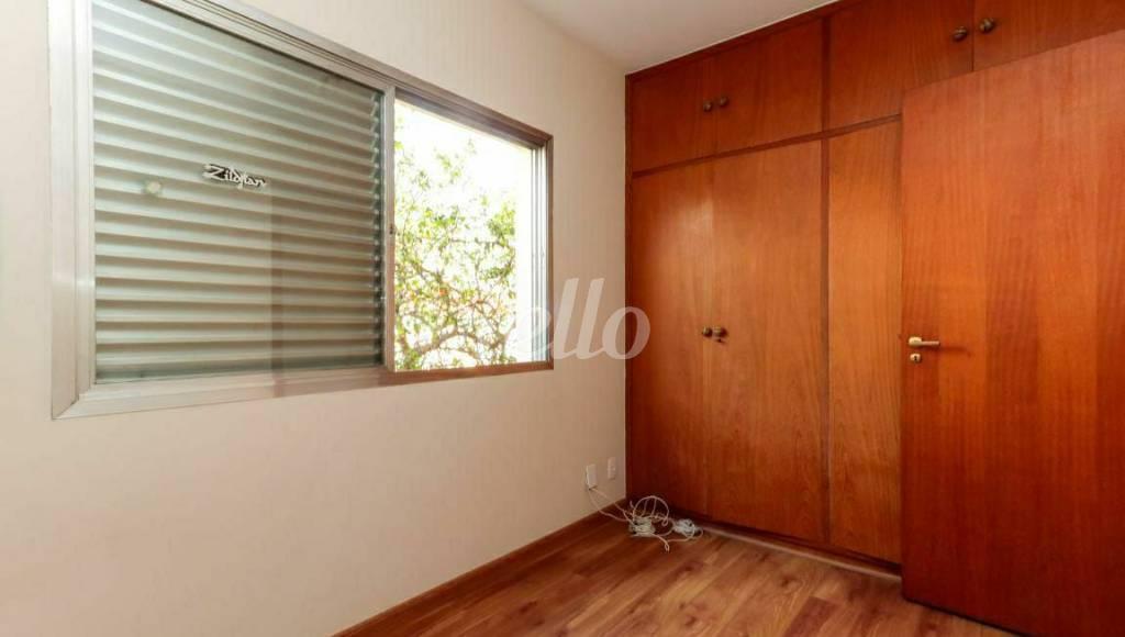 DORMITORIO de Casa à venda, sobrado com 230 m², 3 quartos e 2 vagas em Alto de Pinheiros - São Paulo