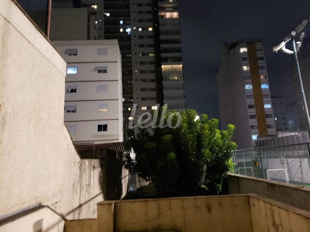 VISTA DO QUINTAL de Casa à venda, sobrado com 110 m², 2 quartos e 1 vaga em Pinheiros - São Paulo
