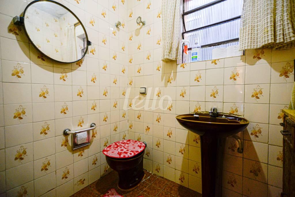 LAVABO de Casa à venda, sobrado com 150 m², 2 quartos e 4 vagas em Vila Mazzei - São Paulo