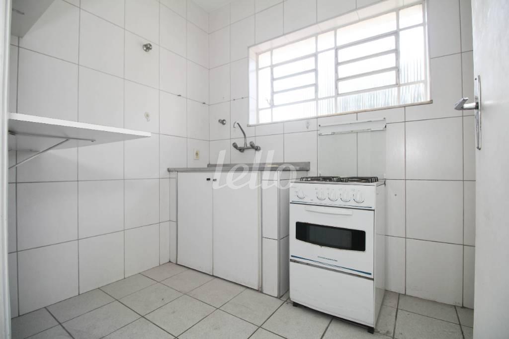 COPA de Casa para alugar, sobrado com 140 m², e 2 vagas em Mirandopolis - São Paulo