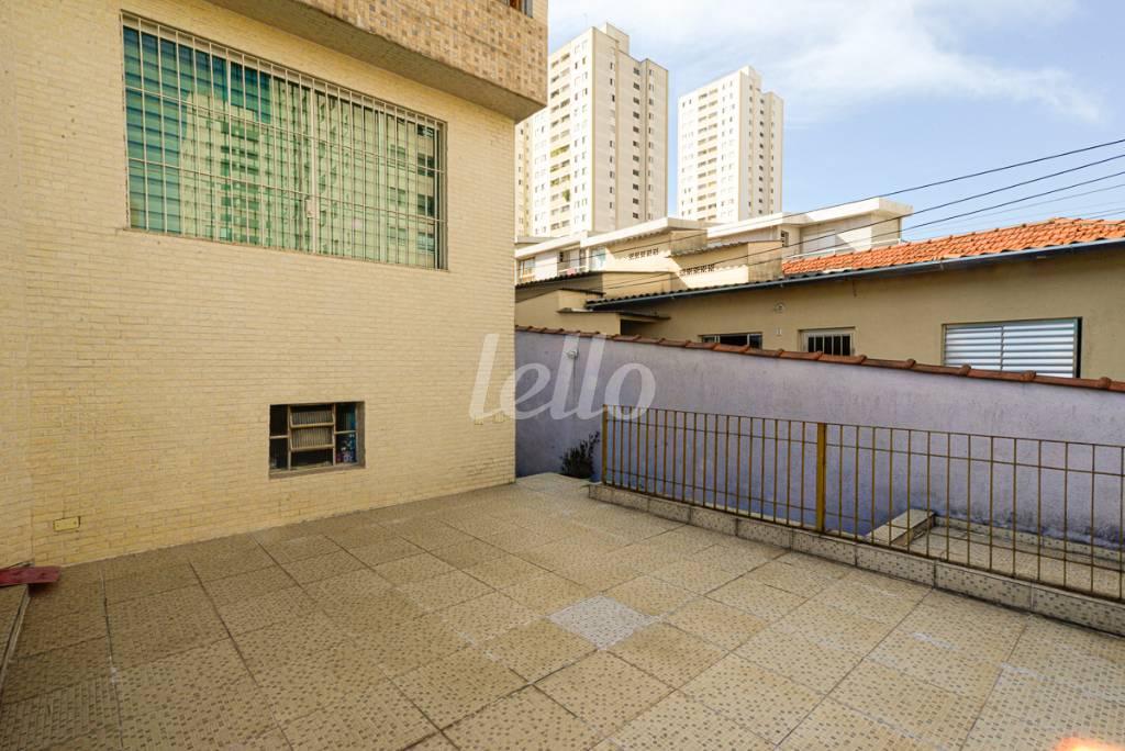 VARANDA de Casa à venda, sobrado com 236 m², 4 quartos e 2 vagas em Vila Prudente - São Paulo