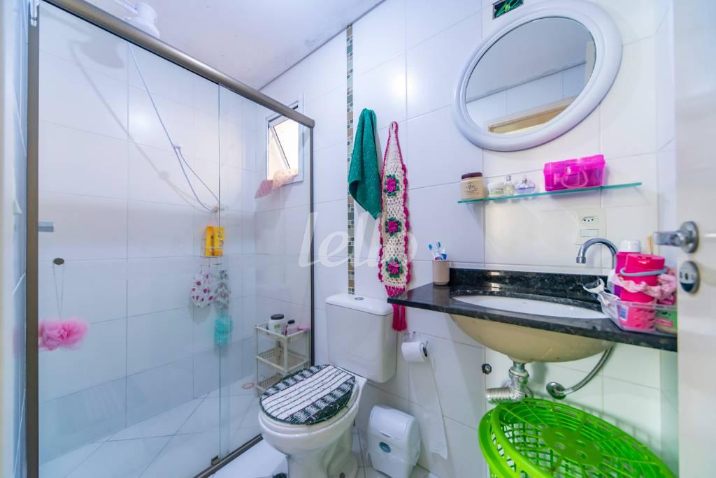BANHEIRO DA SUÍTE de Apartamento à venda, Padrão com 58 m², 2 quartos e 1 vaga em Vila Lea - Santo André