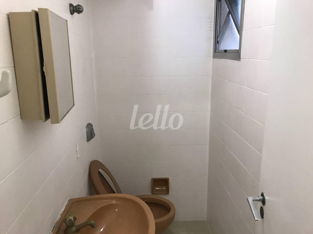 WC de Sala / Conjunto para alugar, Padrão com 40 m², e 2 vagas em Higienópolis - São Paulo