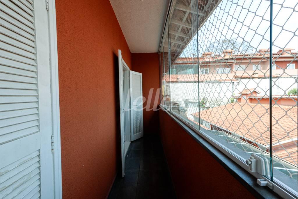 SACADA DOS QUARTOS de Casa à venda, sobrado com 110 m², 3 quartos e 2 vagas em Jd. Leonor M. de Barros - São Paulo