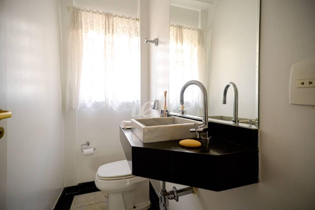 LAVABO de Apartamento à venda, Padrão com 300 m², 4 quartos e 1 vaga em Bela Vista - São Paulo