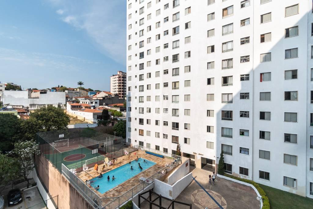VISTA DA SALA de Apartamento à venda, Padrão com 48 m², 2 quartos e 1 vaga em Vila Ema - São Paulo