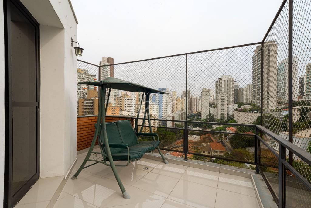 COBERTURA ÁREA EXTERNA de Apartamento à venda, cobertura - Padrão com 320 m², 4 quartos e 3 vagas em Paraíso - São Paulo