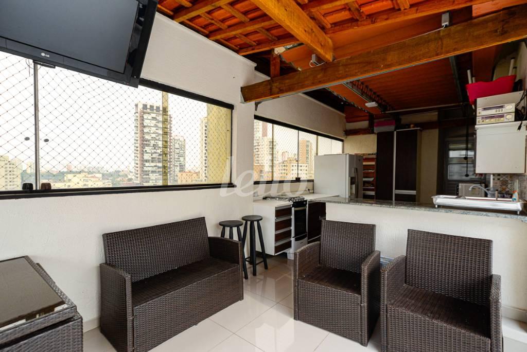 COBERTURA ÁREA GOURMET de Apartamento à venda, cobertura - Padrão com 320 m², 4 quartos e 3 vagas em Paraíso - São Paulo