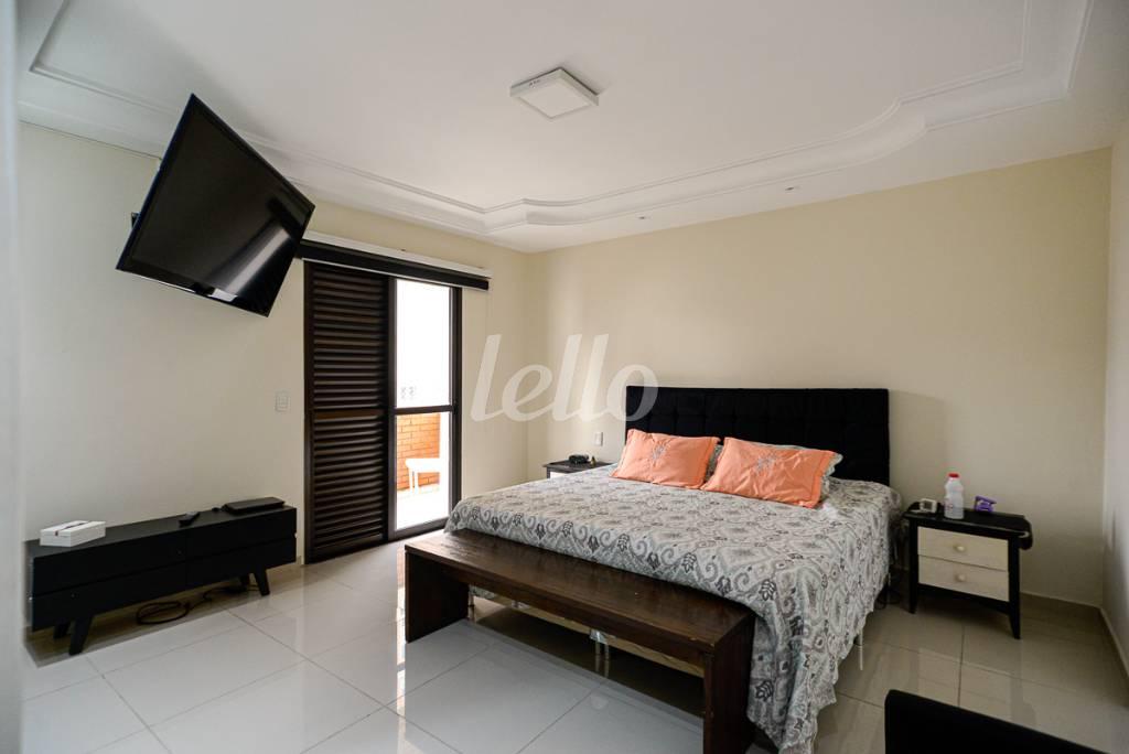 SUÍTE 1 de Apartamento à venda, cobertura - Padrão com 320 m², 4 quartos e 3 vagas em Paraíso - São Paulo
