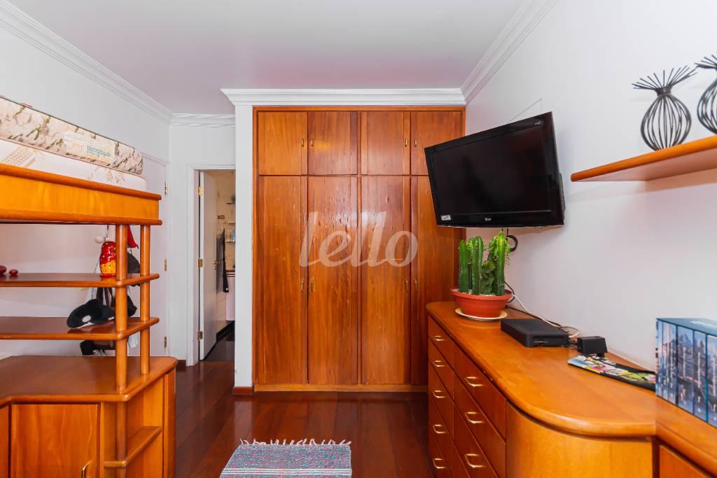 SUÍTE 2 de Apartamento à venda, Padrão com 220 m², 4 quartos e 3 vagas em Vila Mariana - São Paulo