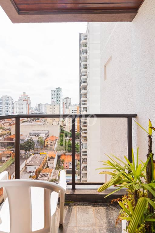 VARANDA SUÍTE 2 de Apartamento à venda, Padrão com 220 m², 4 quartos e 3 vagas em Vila Mariana - São Paulo