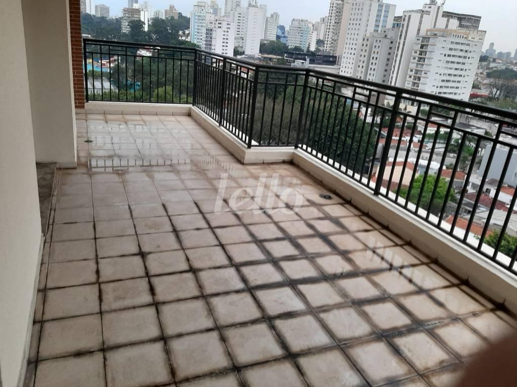 VARANDA de Apartamento à venda, Padrão com 210 m², 4 quartos e 4 vagas em Parque da Mooca - São Paulo