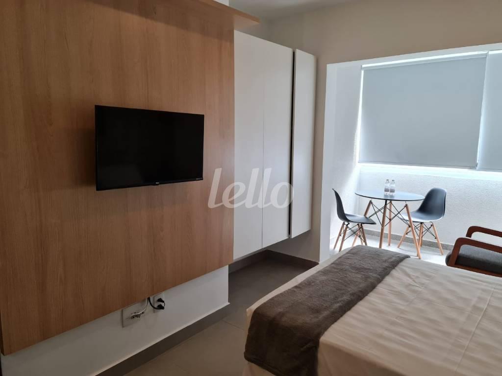 DORMITÓRIO de Apartamento para alugar, Padrão com 25 m², 1 quarto e em Vila Madalena - São Paulo