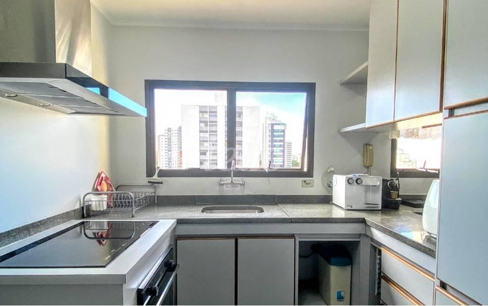 COZINHA de Apartamento à venda, Padrão com 171 m², 4 quartos e 2 vagas em Vila Clementino - São Paulo